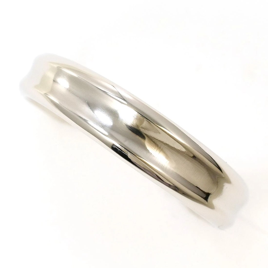 4?PT950 PLATINUM RING: 4?PT950 Platinum Ring Brand: 4? Type/Style: Ring Material: PT950 Platinum, Color: Silver Size: US 5 3/4 Accessories: None Accessories Notice: When purchasing pre-owned goods, please refer to the