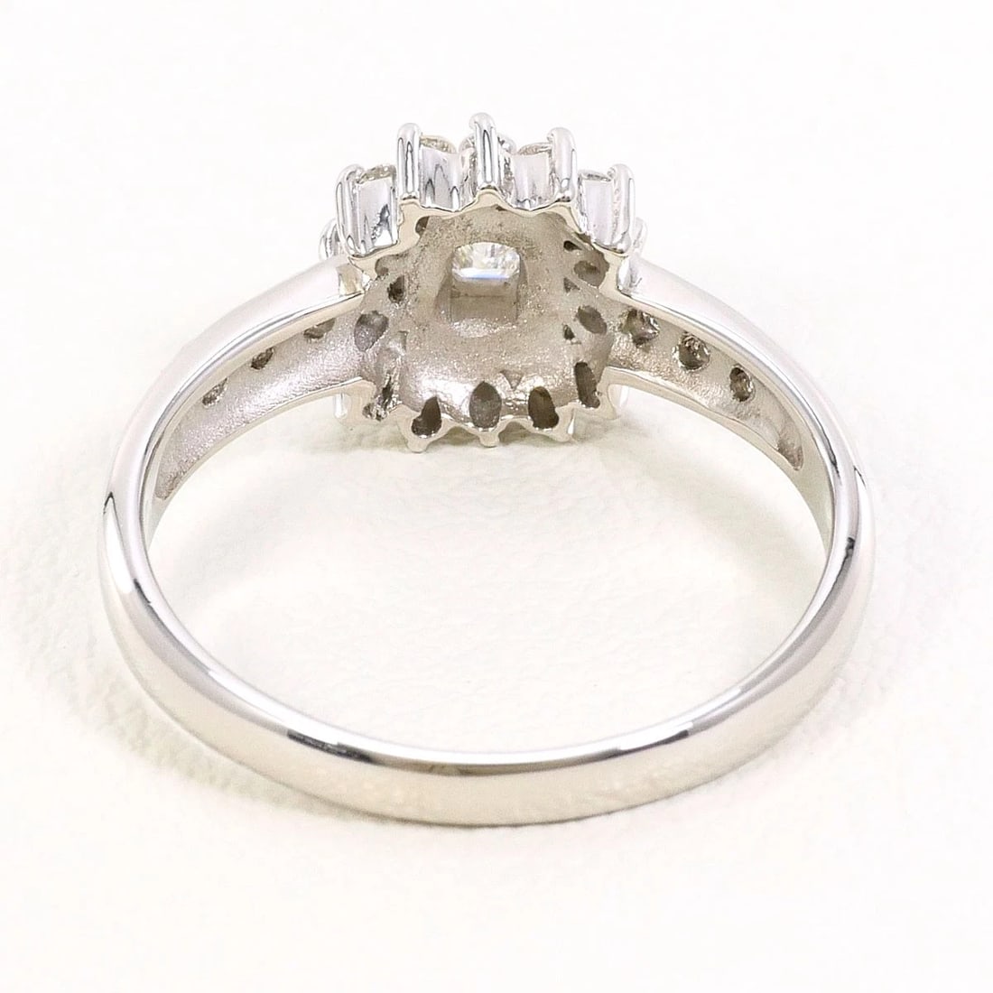 PT850 PLATINUM RING DIAMOND - 3