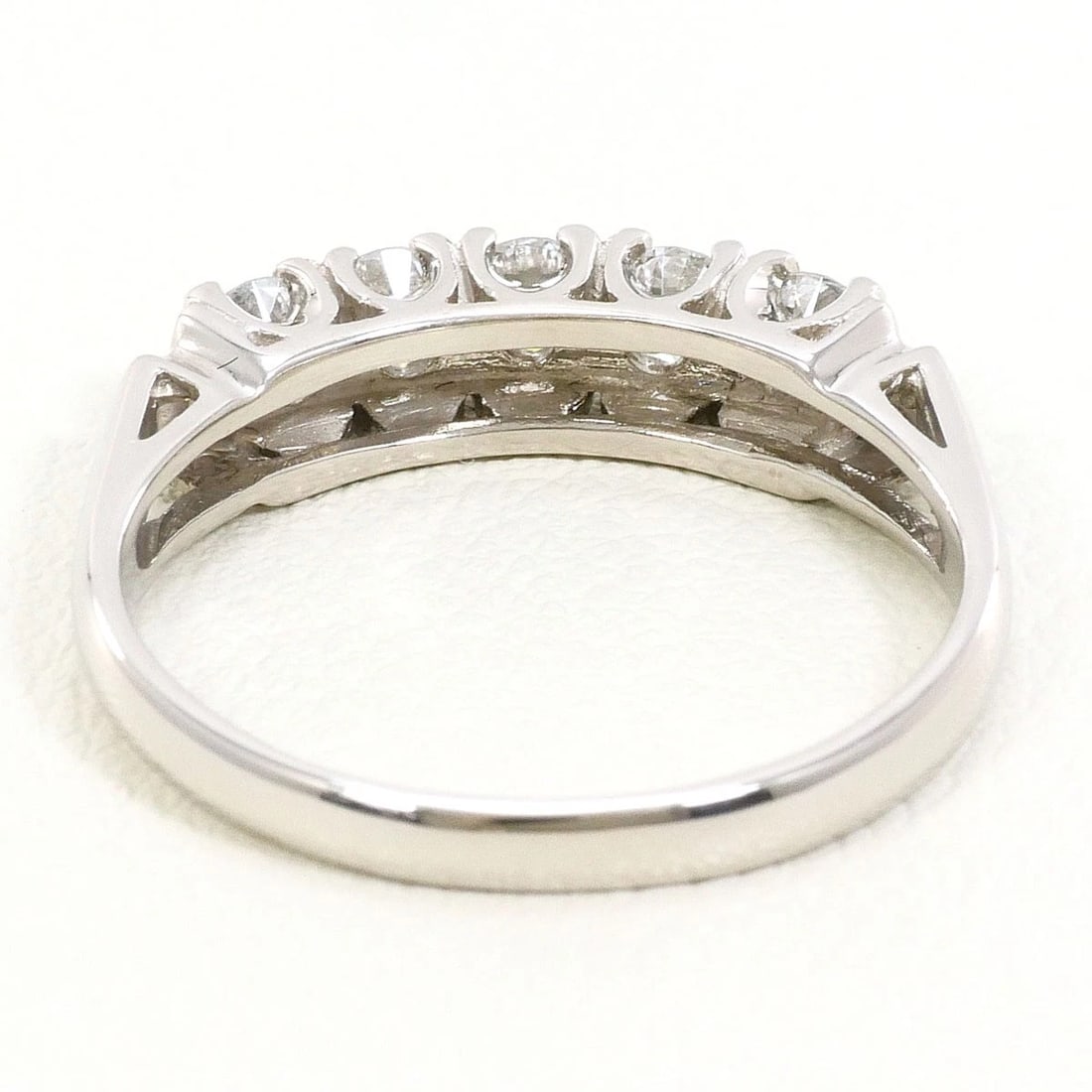 PT900 PLATINUM RING DIAMOND - 4