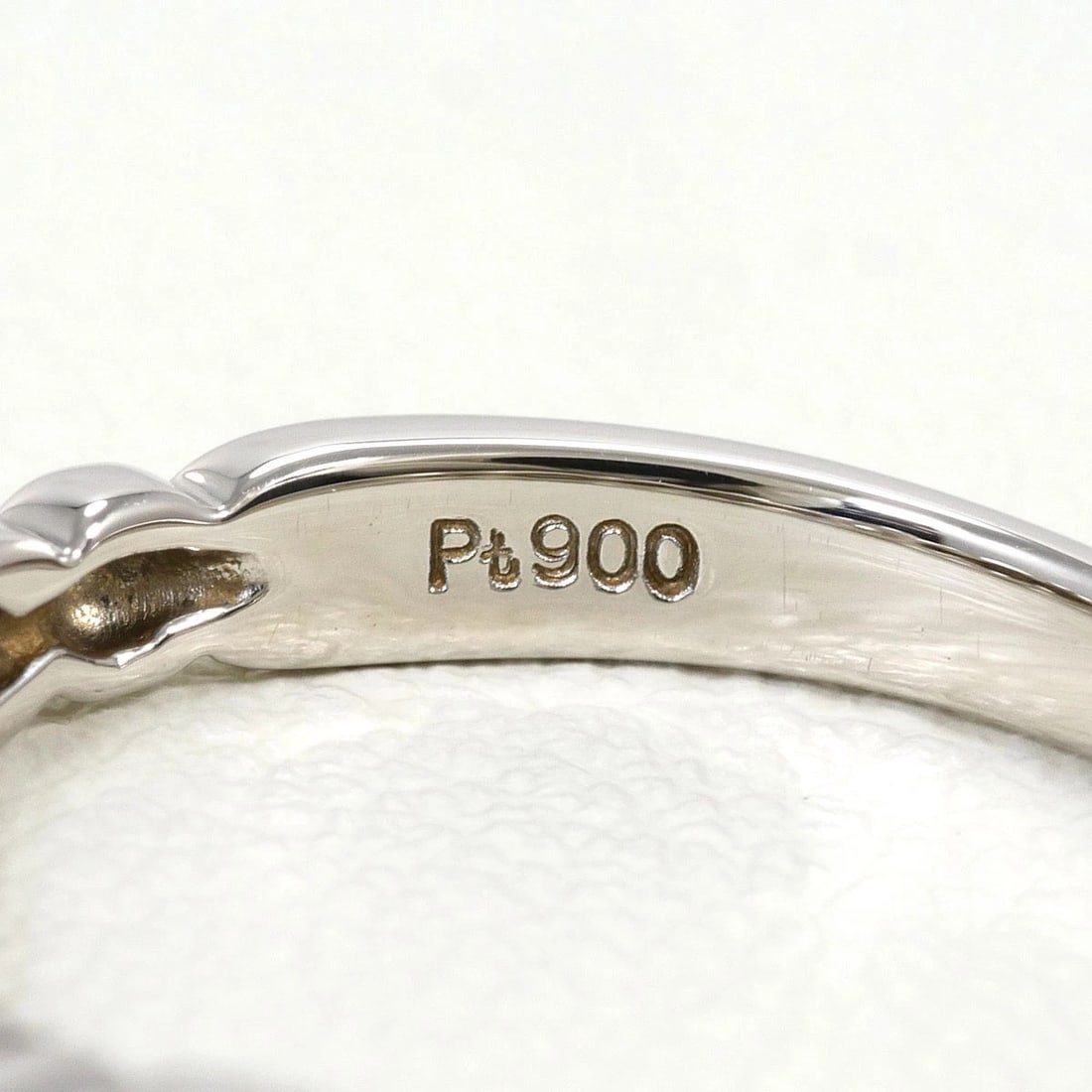 PT900 PLATINUM RING DIAMOND - 4