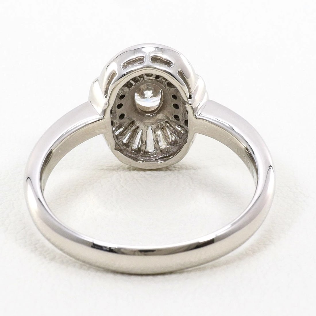 PT900 PLATINUM RING DIAMOND - 4