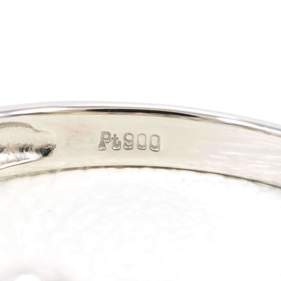 PT900 PLATINUM RING DIAMOND - 4