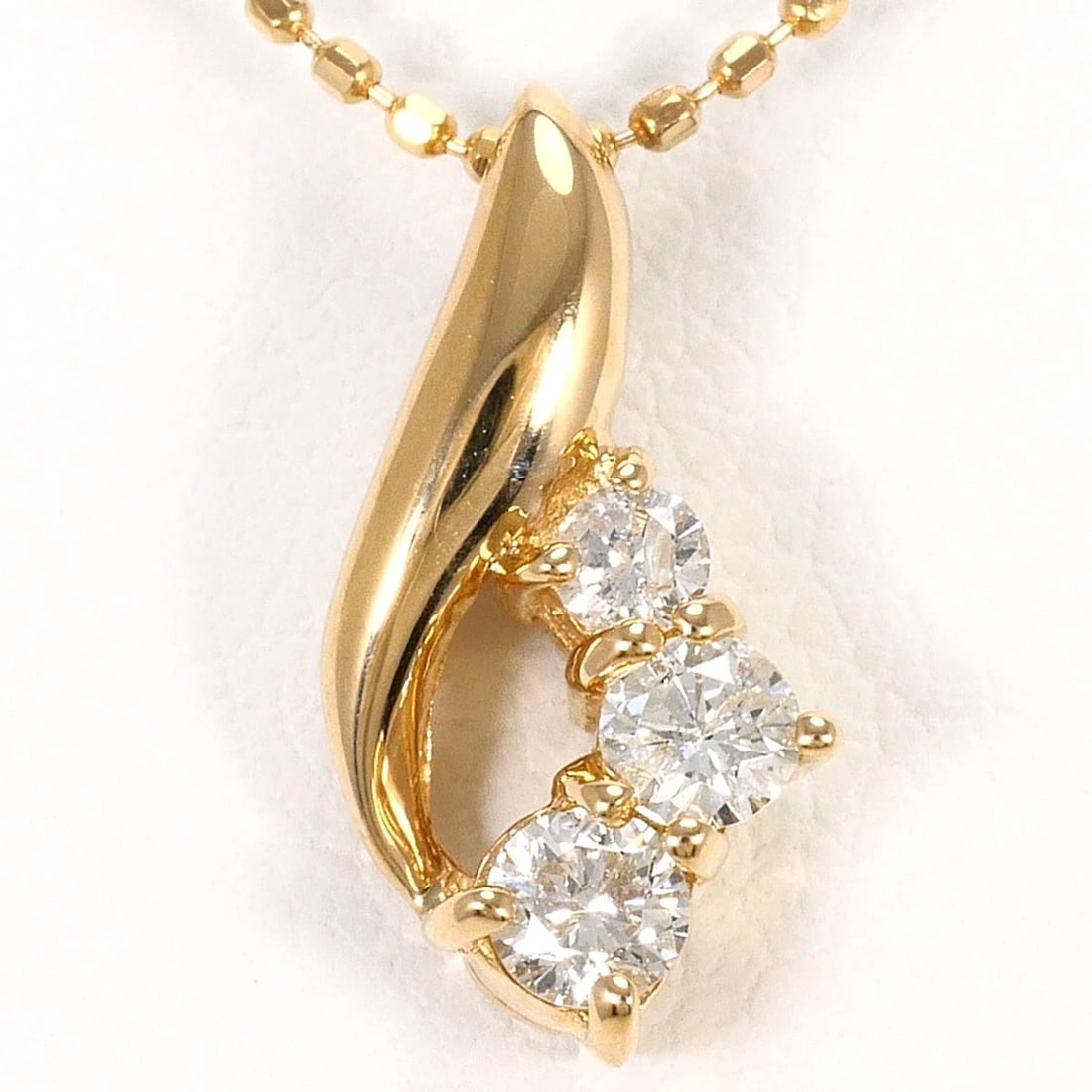 K18 GOLD NECKLACE DIAMOND: K18 gold Necklace Diamond Brand: No Brand Type/Style: Necklace Material: K18/Pink Gold, Main Stone Natural Color: Pink Gold Size: H:about14?W:about7mm(Top and chain are removable) Chain Length: