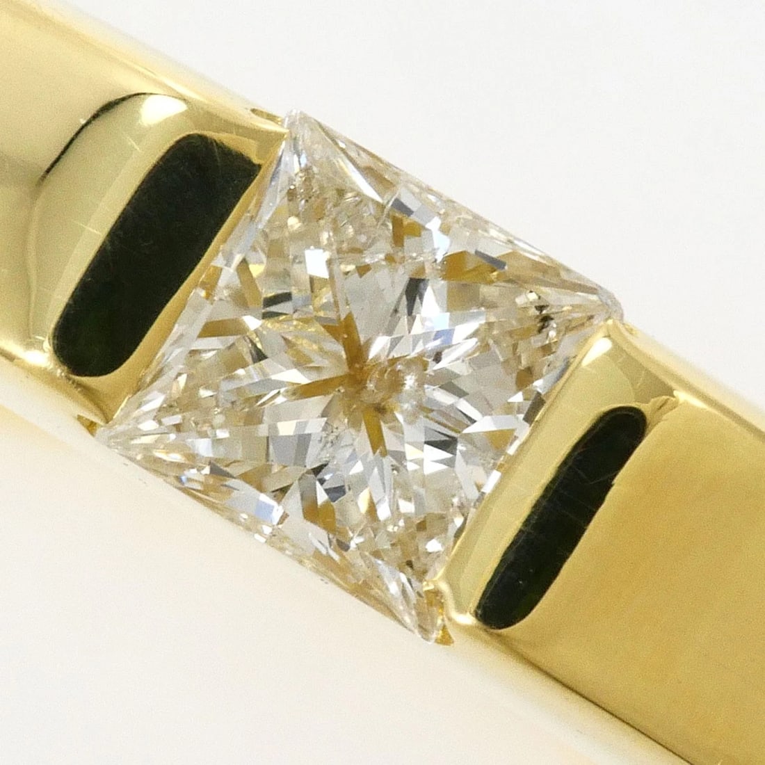 K18 GOLD RING DIAMOND - 2
