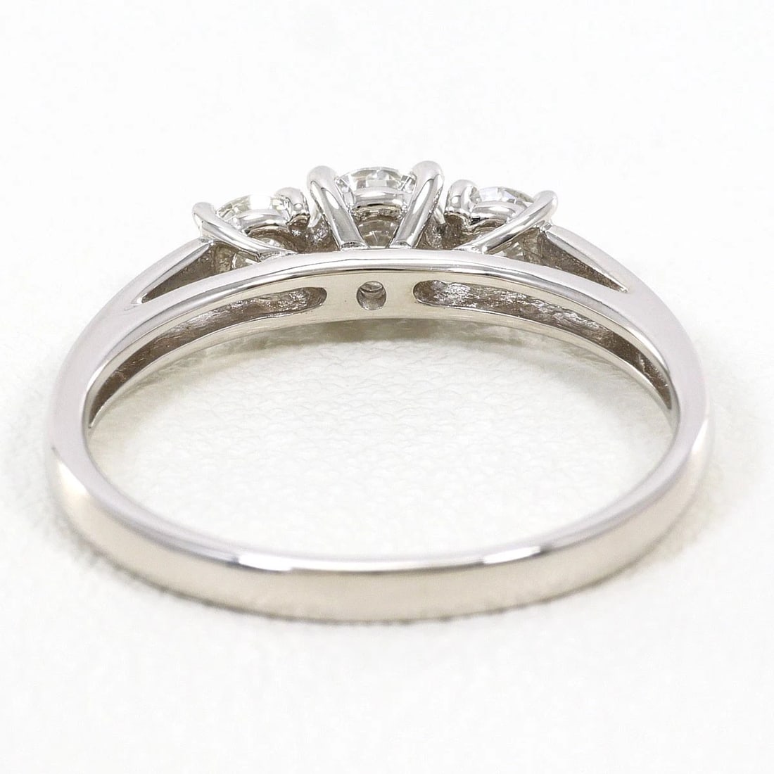 PT900 PLATINUM RING DIAMOND - 4
