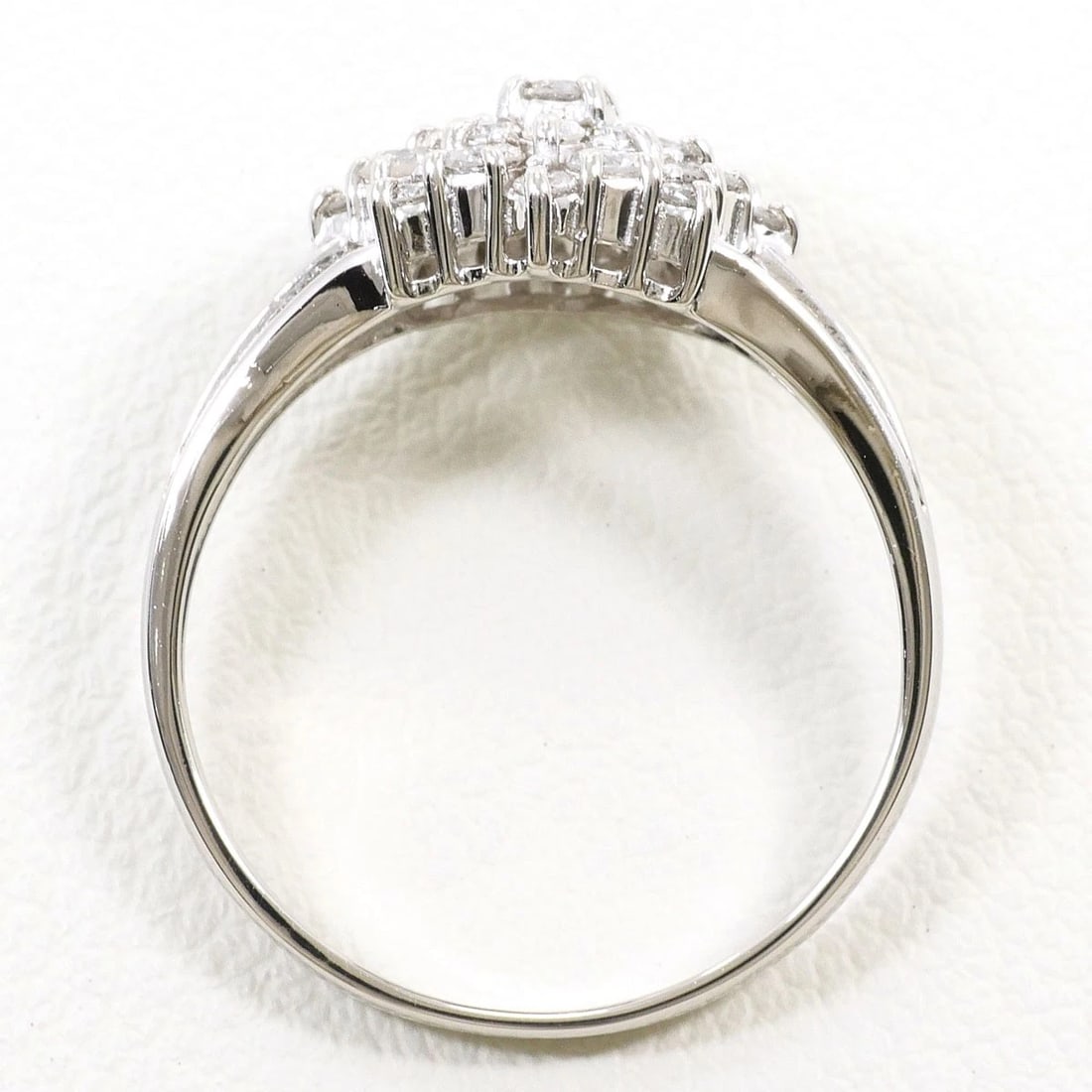 PT900 PLATINUM RING DIAMOND - 3