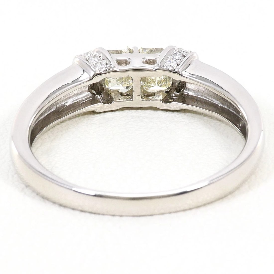 PT900 PLATINUM RING DIAMOND - 4