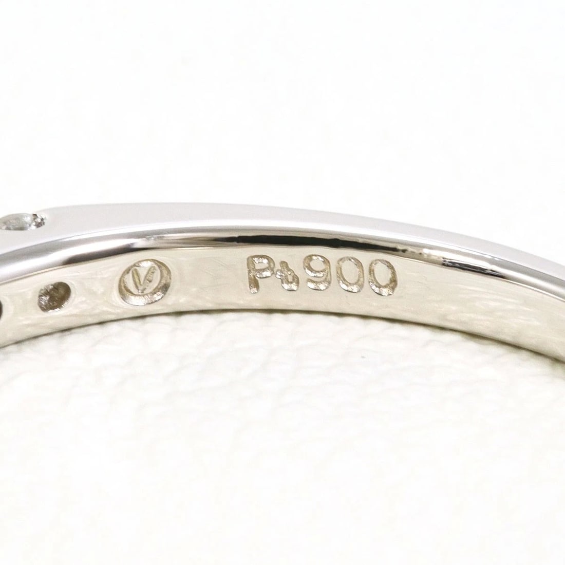 PT900 PLATINUM RING DIAMOND - 4