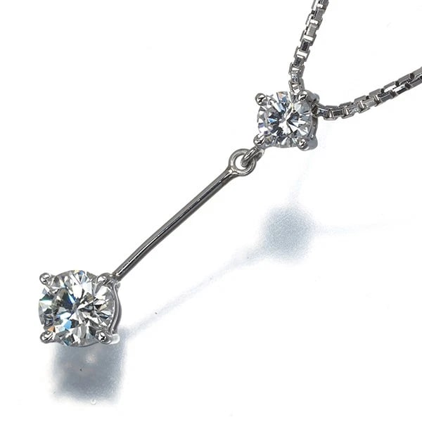 DIAMOND NECKLACE 900 850 PLATINUM: Diamond Necklace 900 850 Platinum Brand: Unbranded Type/Style: Necklace Material: 900 / 850 / Platinum, Main Stone Natural Color: Silver Size: Necklace length: 36 / 40cm Pendant size: 24.2 x 6.4mm