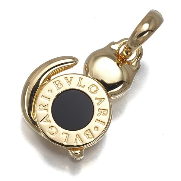 BVLGARI PENDANT ONYX 18K 750 YELLOW GOLD: BVLGARI Pendant Onyx 18K 750 Yellow Gold Brand: BVLGARI Type/Style: Pendant Material: 18K / 750 / Yellow Gold, Main Stone Natural Color: Yellow Gold Size: Design size: 17.5 x 14.0mm Total length of