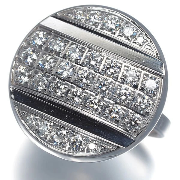 CHAUMET RING DIAMOND 18K 750 WHITE GOLD: CHAUMET Ring Diamond 18K 750 White Gold Brand: CHAUMET Type/Style: Ring Material: 18K/ 750/ White Gold, Main Stone Natural Color: White Gold Size: US 6.5 Accessories: None Accessories Noti