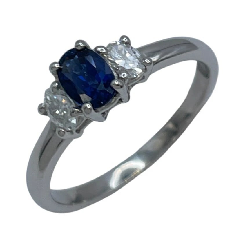 QUEEN SAPPHIRE RING PLATINUM JEWELRY: Queen Sapphire Ring Platinum Jewelry Brand: Unbranded Type/Style: Ring Material: Pt950, Main Stone Sapphire Color: PT Size: 8 US Accessories: None Accessories Notice: When purchasing pre-o