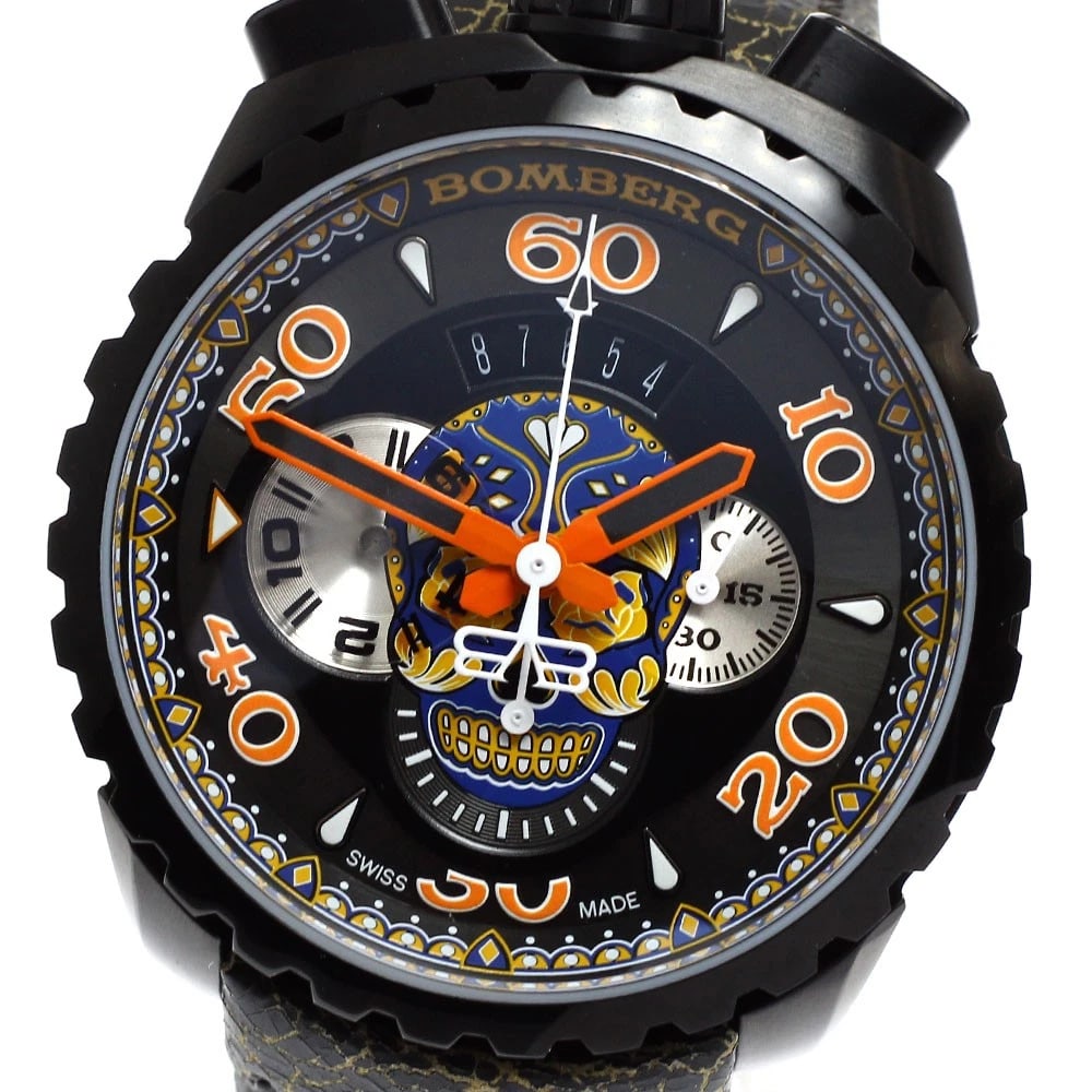 BOMBERG BLUE SKULL CHRONOGRAPH DATE QUARTZ WATCH: BOMBERG Blue Skull Chronograph Date Quartz Watch Brand: BOMBERG Type/Style: Wristwatch Material: Band Material leather, Case Material Stainless Steel Color: Dial Color black Size: Case Size About45mm 