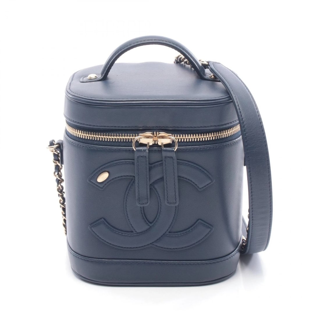 CHANEL COCO MARK VANITY SHOULDER CROSSBODY HANDBAG: CHANEL COCO Mark vanity shoulder crossbody Handbag Brand: CHANEL Type/Style: Handbag Material: Exterior Material Lambskin (sheep leather) Color: Exterior Color Navy?ish colors Size: H:16cm x W:14cm x 