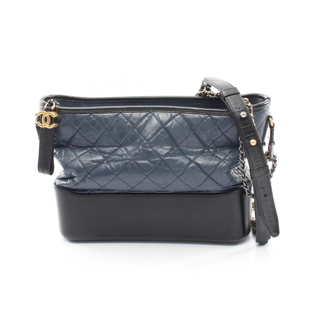 CHANEL GABRIEL DE CHANEL LARGE HOBO SHOULDER BAG: CHANEL Gabriel de Chanel large Hobo Shoulder Bag Brand: CHANEL Type/Style: Shoulder Bag Material: Exterior Material Calfskin (cowhide) Color: Exterior Color Navy?ish colors and Black?ish colors Size: 