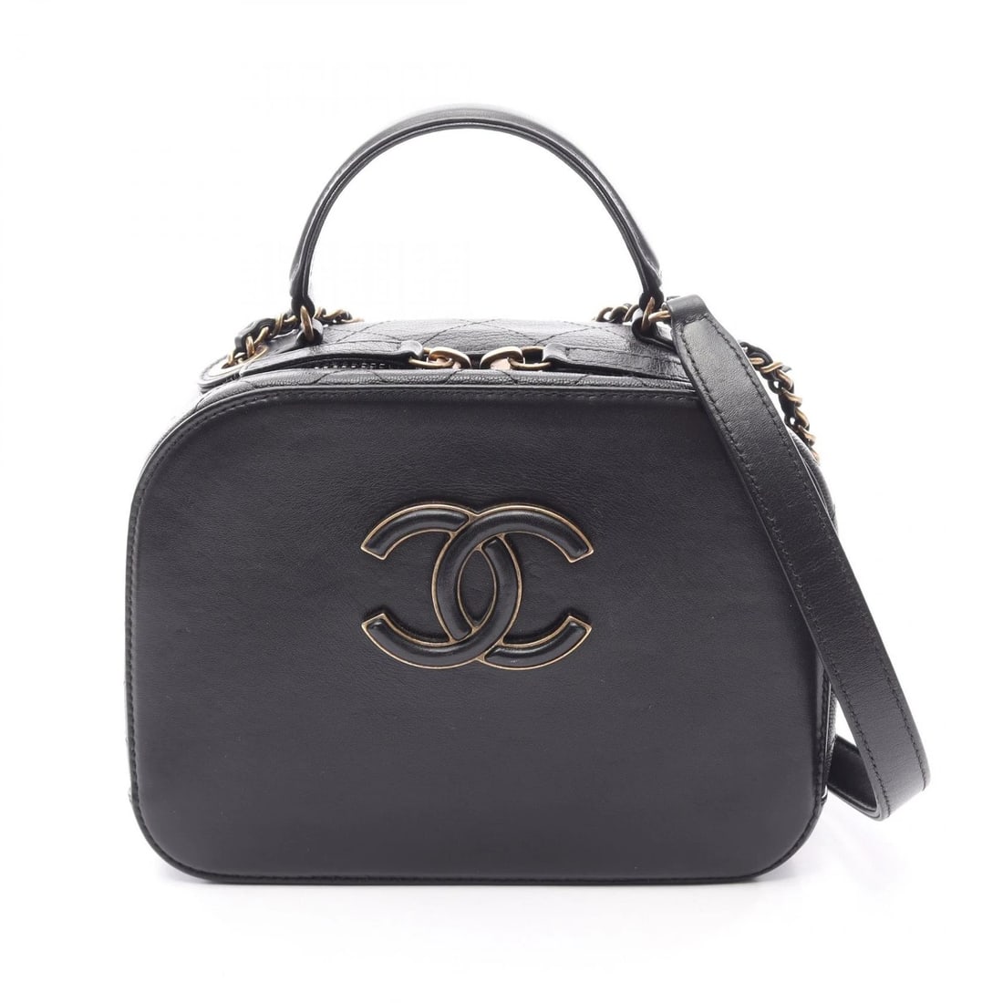 CHANEL MATELASSE VANITY HAND SHOULDER BAG LEATHER BLACK: CHANEL Matelasse Vanity Hand Shoulder Bag leather Black Brand: CHANEL Type/Style: Shoulder Bag Material: Exterior Material leather Color: Exterior Color Black?ish colors Size: H:14cm x W:18cm x D:7cm 