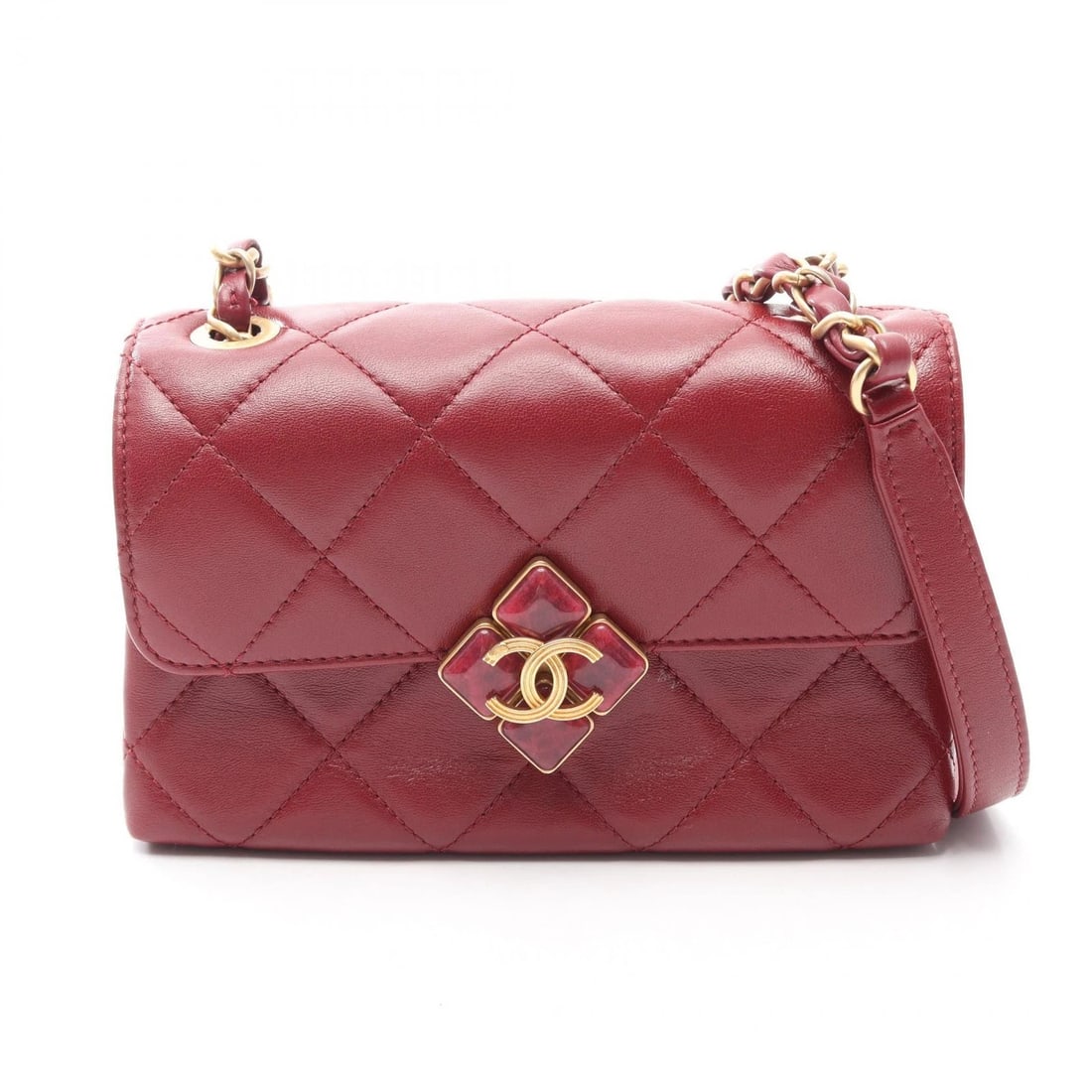 CHANEL MATELASSE SMALL CHAIN SHOULDER CROSSBODY HAND BAG: CHANEL Matelasse Small chain Shoulder crossbody hand Bag Brand: CHANEL Type/Style: Shoulder Bag Material: Exterior Material Lambskin (sheep leather) Color: Exterior Color Bordeaux?ish colors Size: H:1