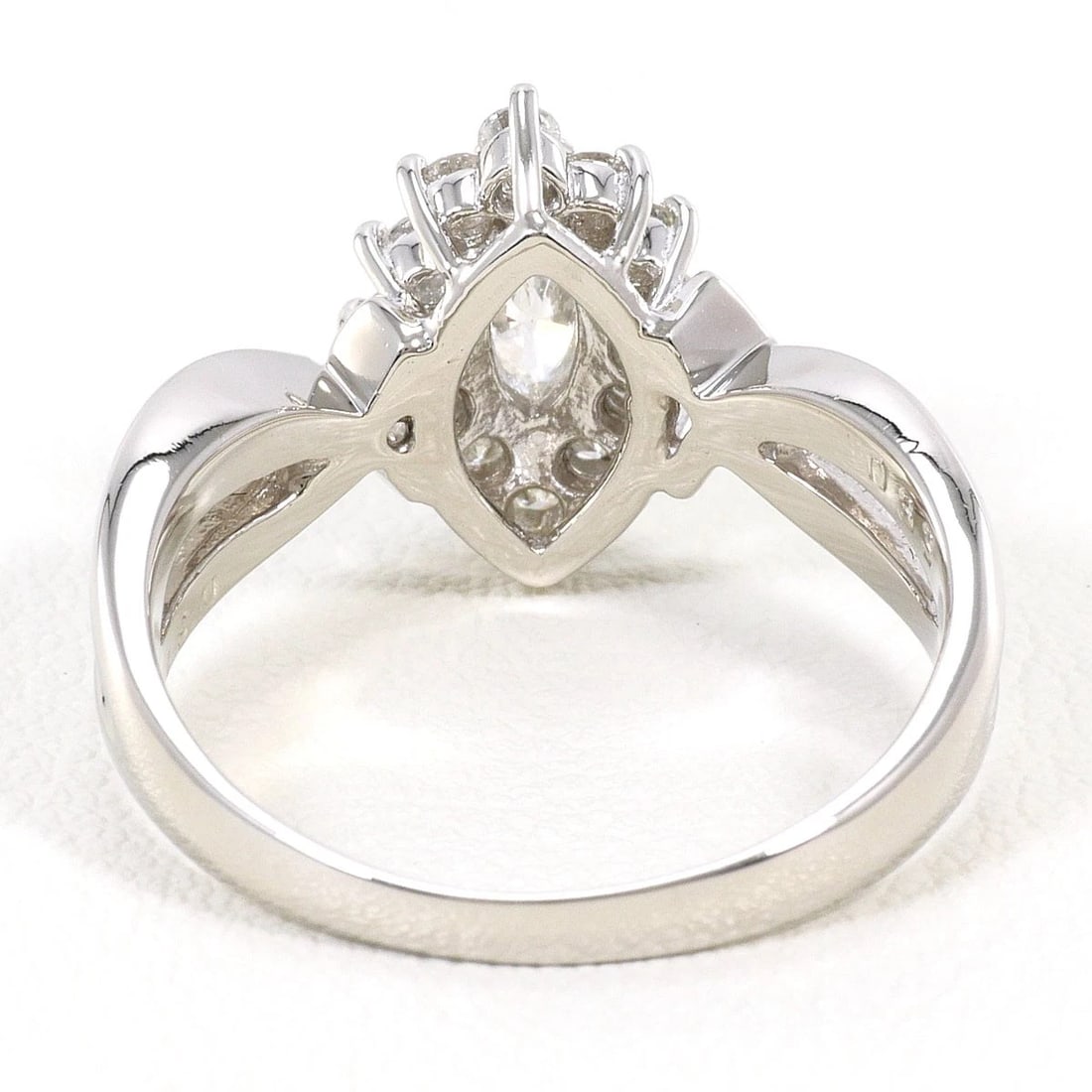 PT900 PLATINUM RING DIAMOND - 4