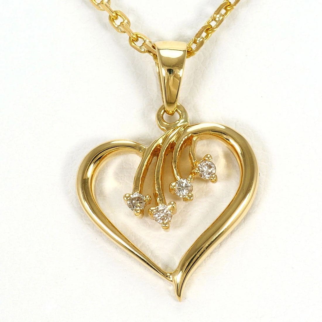 K18 GOLD NECKLACE DIAMOND: K18 gold Necklace Diamond Brand: No Brand Type/Style: Necklace Material: K18 Gold, Main Stone Natural Color: None Size: Chain Length: 40cm Accessories: None Accessories Notice: When purchasing