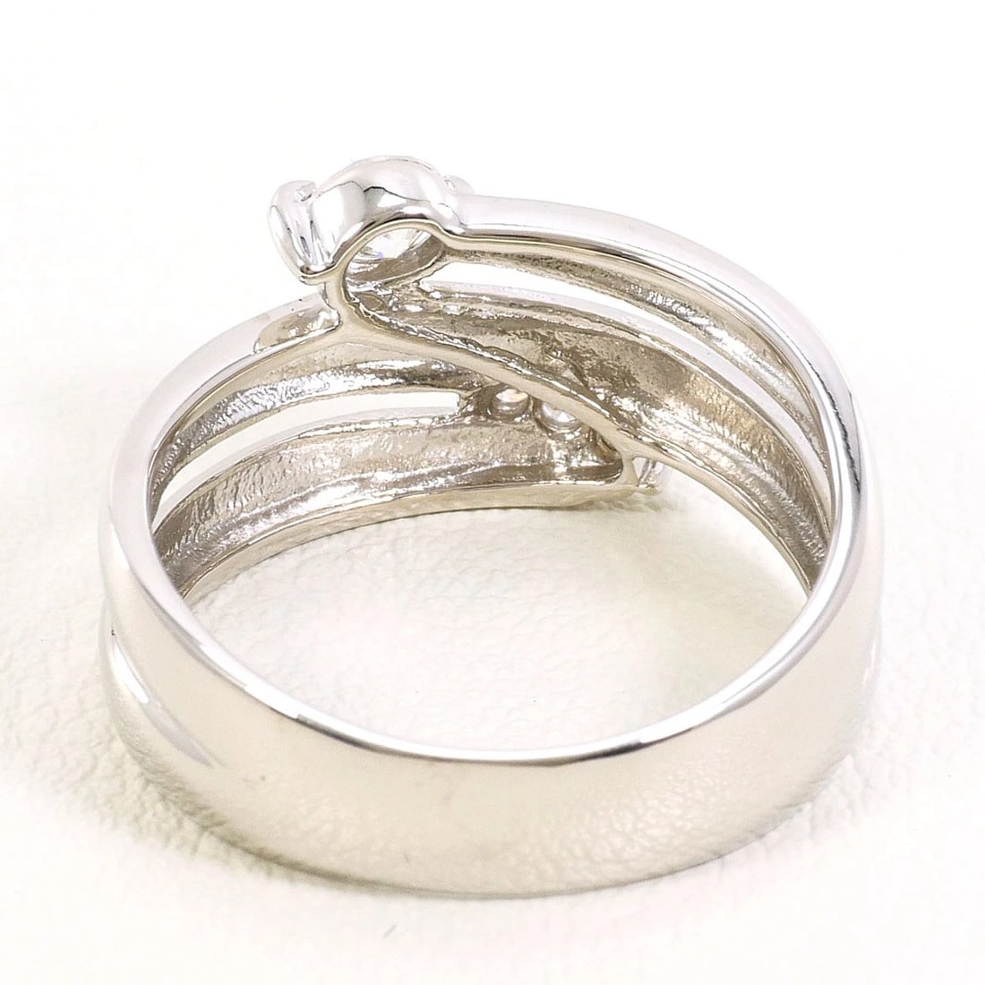 PT900 PLATINUM RING DIAMOND - 2
