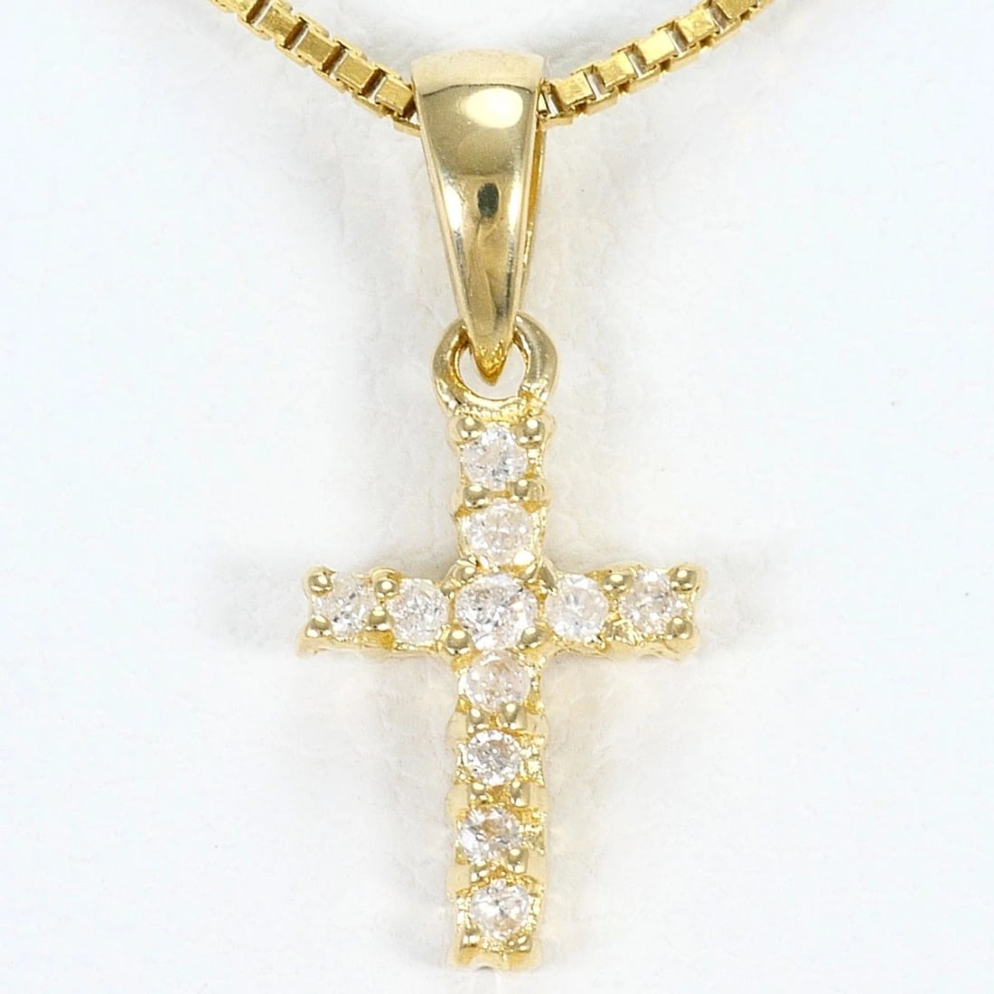 K18 GOLD NECKLACE DIAMOND: K18 gold Necklace Diamond Brand: No Brand Type/Style: Necklace Material: K18 Gold, Main Stone Natural Color: None Size: Chain Length: 45cm Accessories: None Accessories Notice: When purchasing