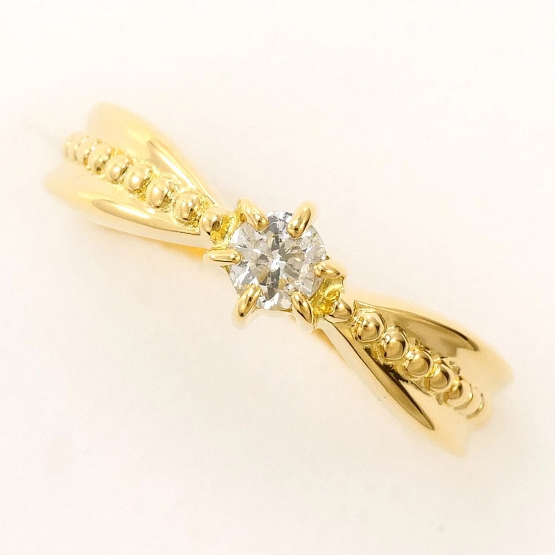 K18 GOLD RING DIAMOND: K18 gold Ring Diamond Brand: No Brand Type/Style: Ring Material: K18/Yellow Gold, Main Stone Natural Color: Gold Size: US 4 1/4 Accessories: None Accessories Notice: When purchasing pre-owned goods,