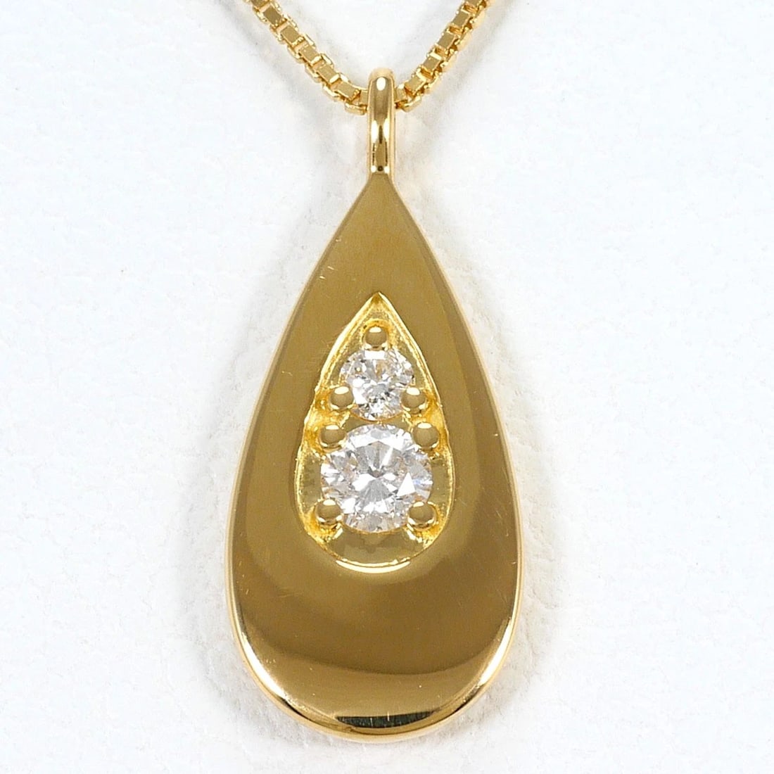 K18 GOLD NECKLACE DIAMOND: K18 gold Necklace Diamond Brand: No Brand Type/Style: Necklace Material: K18 Gold, Main Stone Natural Color: None Size: Chain Length: 45cm Accessories: None Accessories Notice: When purchasing