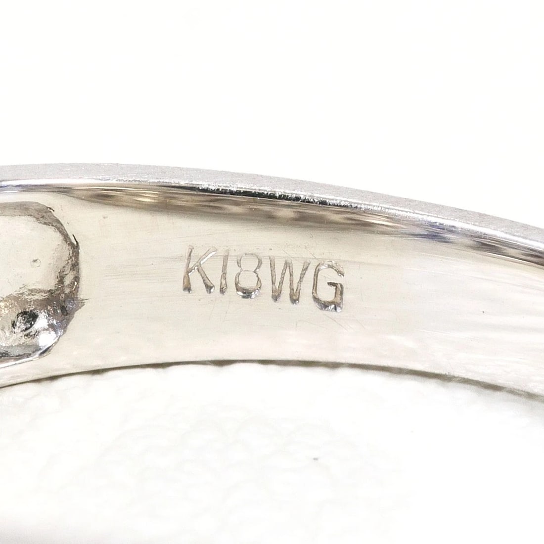 K18 GOLD RING - 4