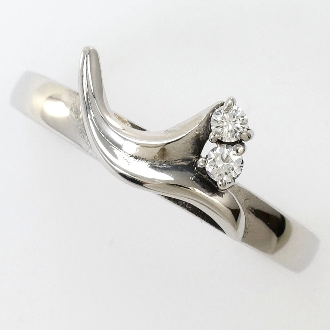 PT850 RING DIAMOND