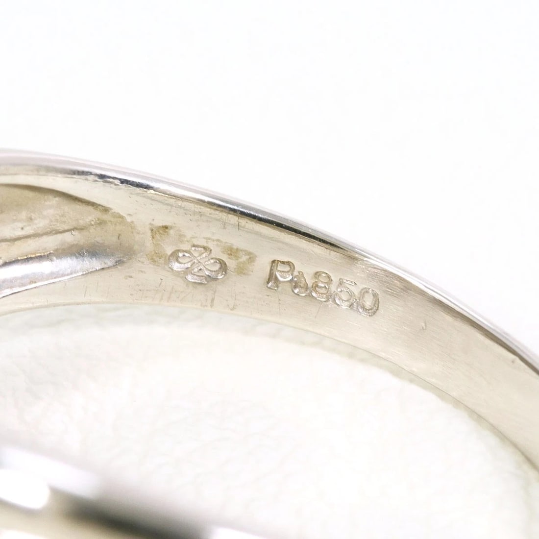 PT850 PLATINUM RING DIAMOND - 4