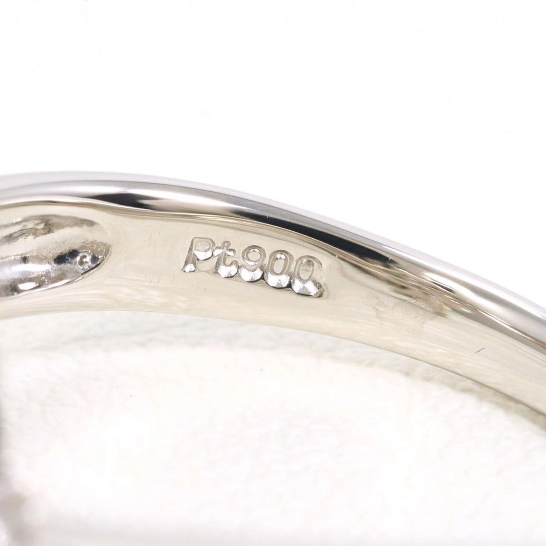 PT900 PLATINUM RING DIAMOND - 5