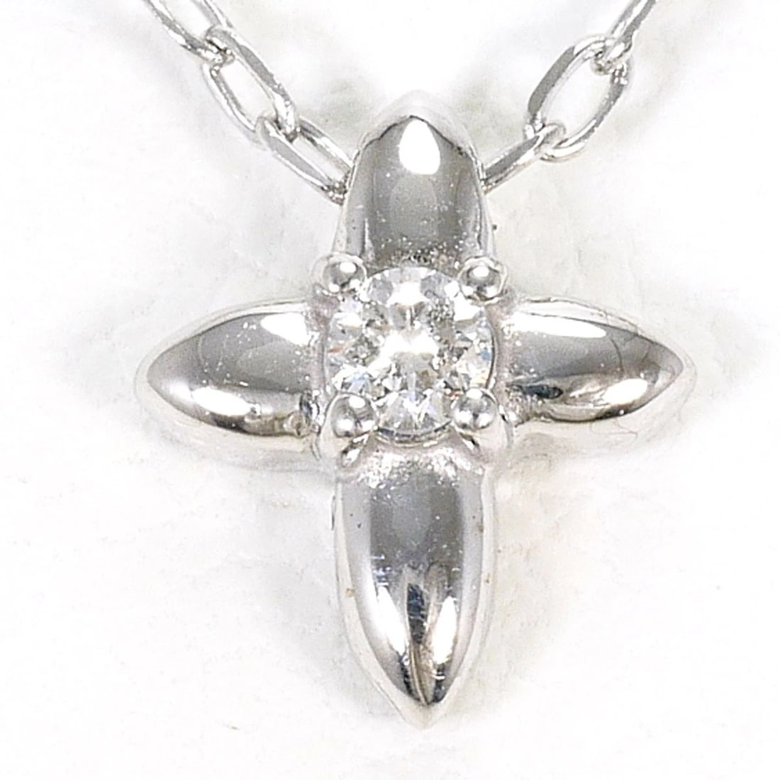 PRIVATE LABEL K18 GOLD NECKLACE DIAMOND: PRIVATE LABEL K18 gold Necklace Diamond Brand: PRIVATE LABEL Type/Style: Necklace Material: K18/White Gold, Main Stone Natural Color: White Gold Size: Top size?H:about8?W:about7mm(Top and Chain