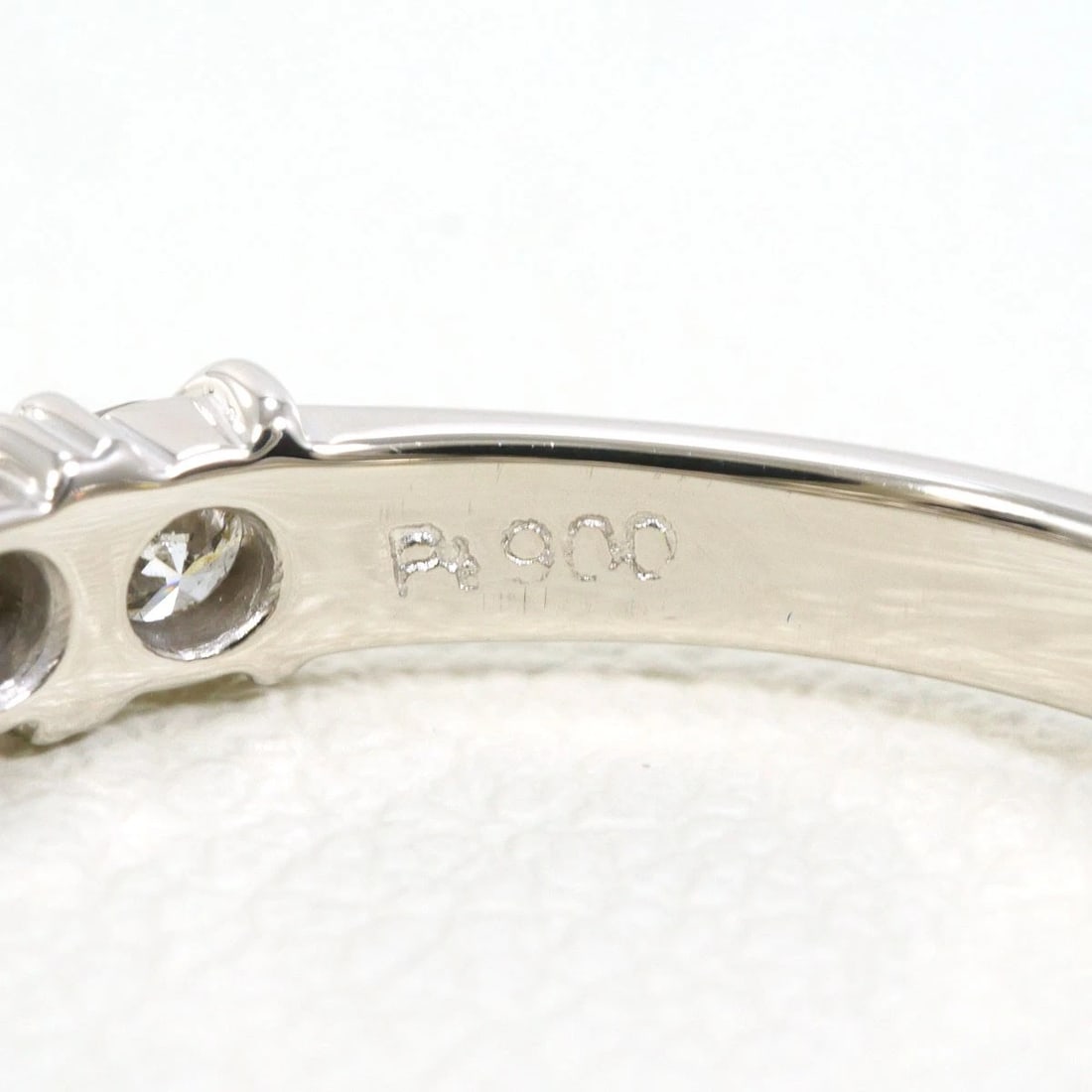 PT900 PLATINUM RING DIAMOND - 5