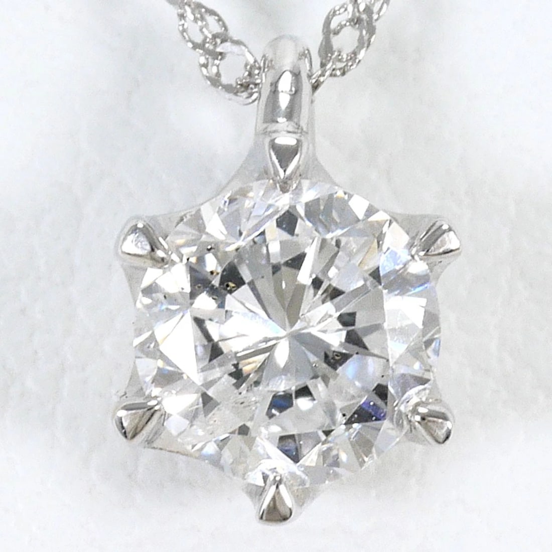 K18 GOLD NECKLACE DIAMOND: K18 gold Necklace Diamond Brand: No Brand Type/Style: Necklace Material: K18/White Gold, Main Stone Natural Color: White Gold Size: Top size?H:about7?W:about5mm(Top and Chain cannot be removed),