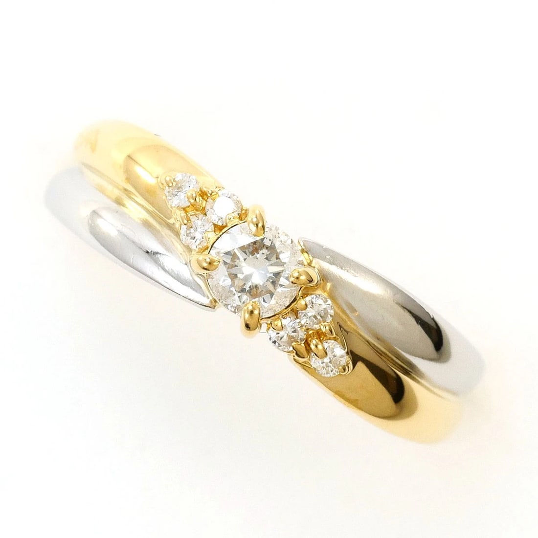 PT900 PLATINUM K18 RING DIAMOND: PT900 Platinum K18 Ring Diamond Brand: No Brand Type/Style: Ring Material: PT900/K18, Main Stone Natural Color: None Size: US 7 Accessories: None Accessories Notice: When purchasing pre-owned goods,