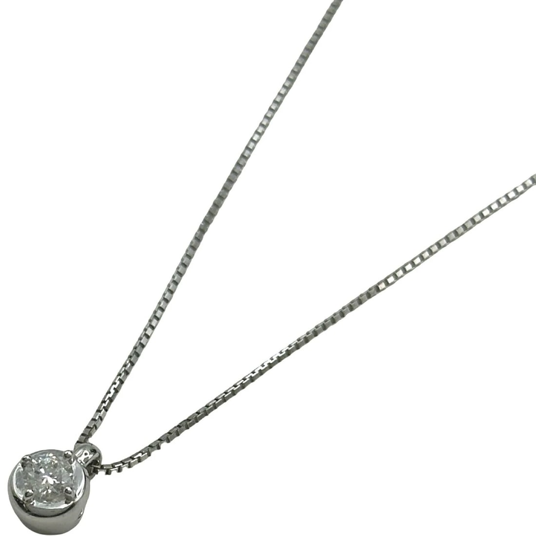 TASAKI NECKLACE WHITE GOLD 18KWG DIAMOND JEWELRY: Tasaki Necklace White Gold 18KWg Diamond Jewelry Brand: Tasaki Type/Style: Necklace Material: 18K WG, Color: WG Size: Size Height: approx. 8.5mm Width: approx. 6mm Total length: approx. 45cm Acces