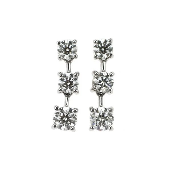 PT900 H&C DIAMOND EARRINGS: Pt900 H&C Diamond Earrings Brand: None Type/Style: piercing Material: Pt900, Main Stone Natural Color: None Size: Length/Width/Diameter 12.4 cm Accessories: None Accessories Notice: When purchasing