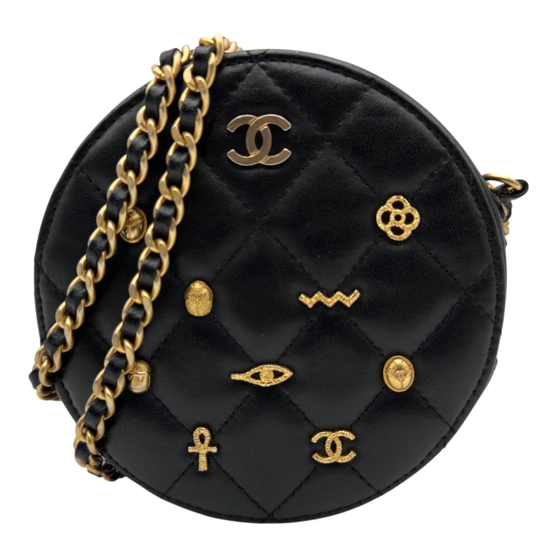 CHANEL MATELASSE ROUND CHAIN CLUTCH SHOULDER BAG: CHANEL Matelasse Round Chain Clutch Shoulder Bag Brand: CHANEL Type/Style: Shoulder Bag Material: lambskin Color: Black Gold Hardware Size: W4.7 x H4.7x D2.2inch Shoulder:47.2inch Accessories: Non