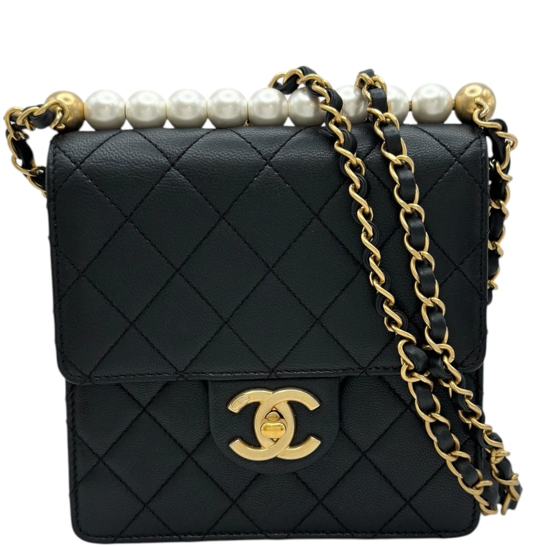 CHANEL MATELASSE PEARL CHAIN SHOULDER BAG: CHANEL Matelasse Pearl Chain Shoulder Bag Brand: CHANEL Type/Style: Shoulder Bag Material: lambskin/fake pearl Color: Black Gold Hardware Size: W6.1 x H6.1x D1.4inch Shoulder:44.5inch Accessories: