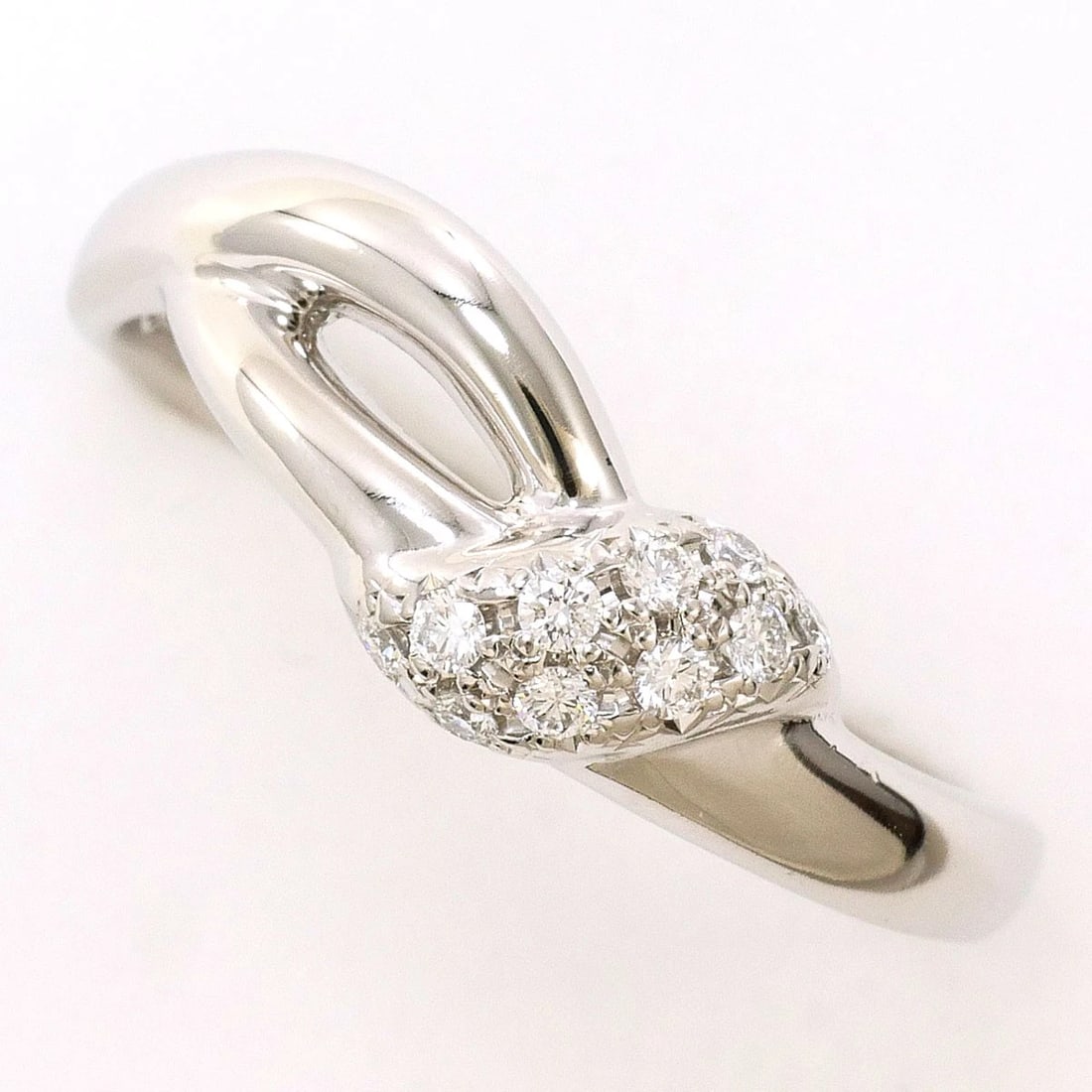TASAKI TAZAKI PEARL PT900 PLATINUM RING: TASAKI Tazaki Pearl PT900 Platinum Ring Brand: TASAKI Type/Style: Ring Material: PT900, Main Stone Natular Color: None Size: US 6 3/4 Accessories: None Accessories Notice: When purchasing pre-owned