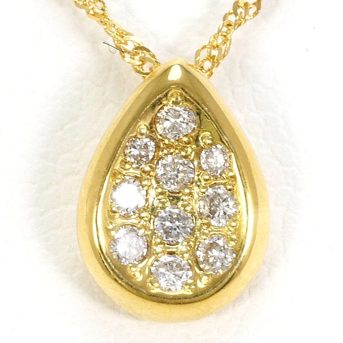 K18 GOLD NECKLACE DIAMOND: K18 gold Necklace Diamond Brand: No Brand Type/Style: Necklace Material: K18/Yellow Gold, Main Stone Natural Color: Yellow Gold Size: Top size?H:about9?W:about6mm(Top and Chain cannot be removed),
