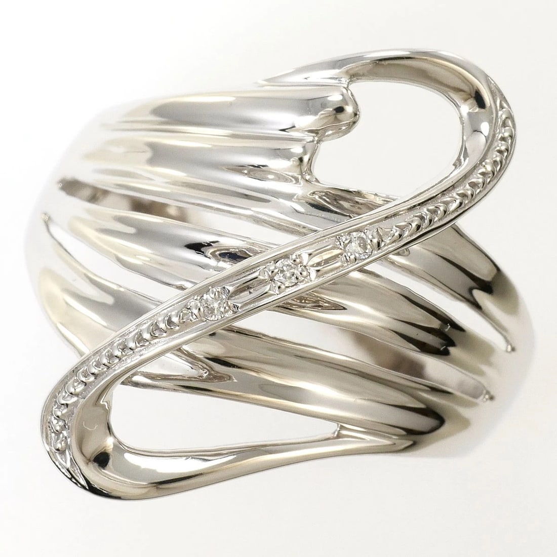 K10 10 GOLD RING DIAMOND: K10 10 gold Ring Diamond Brand: No Brand Type/Style: Ring Material: K10 Gold, Main Stone Natural Color: None Size: US 8 7/8 Accessories: None Accessories Notice: When purchasing pre-owned goods,