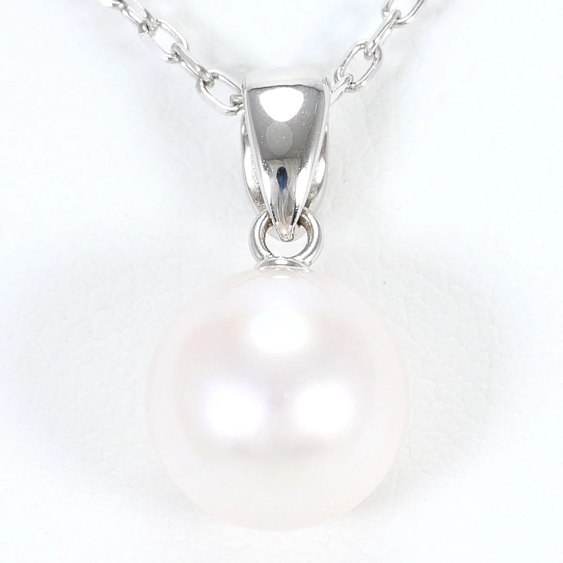 MIKIMOTO K18 GOLD NECKLACE PEARL: MIKIMOTO K18 gold Necklace Pearl Brand: MIKIMOTO Type/Style: Necklace Material: K18/White Gold, Main Stone Pearl Color: White Gold Size: Top size?H:about16?W:about8.5mm(Top and chain are removable),