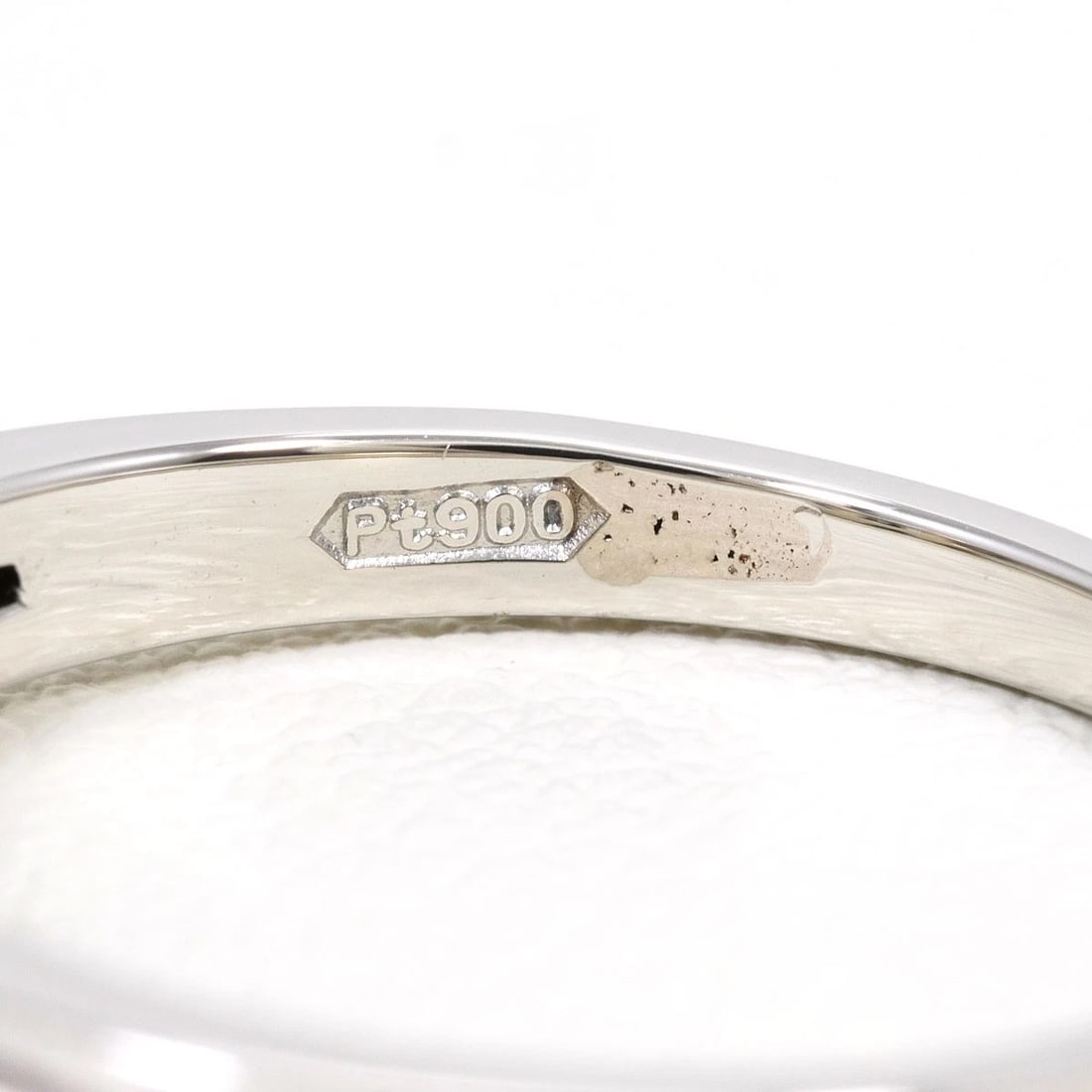 PT900 PLATINUM RING DIAMOND - 4