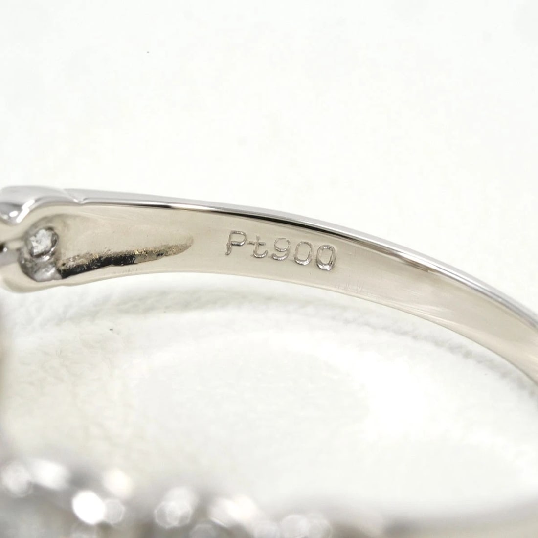 PT900 PLATINUM RING DIAMOND - 4