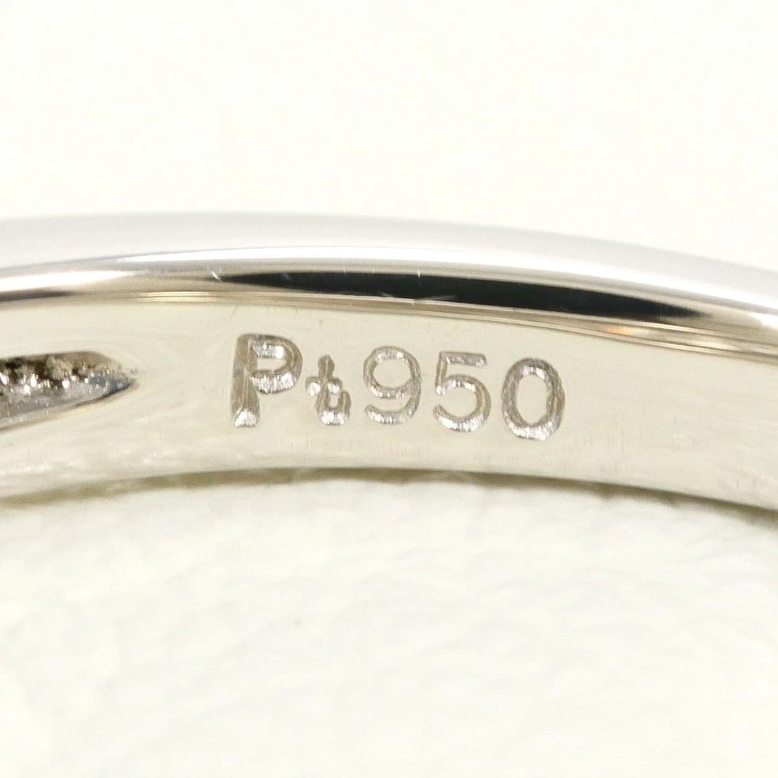 PT950 PLATINUM RING DIAMOND - 5