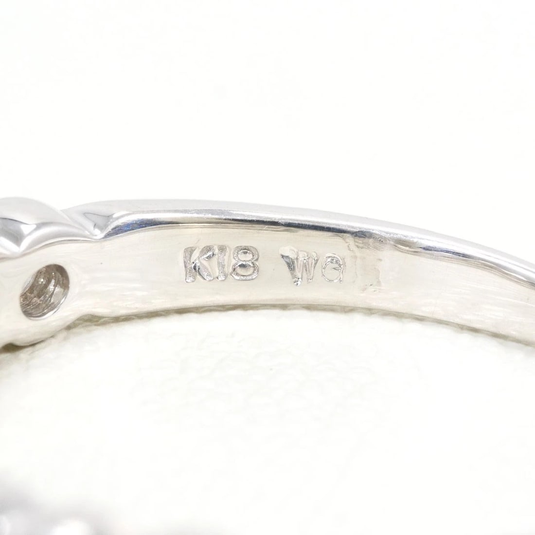 K18 GOLD RING DIAMOND - 5