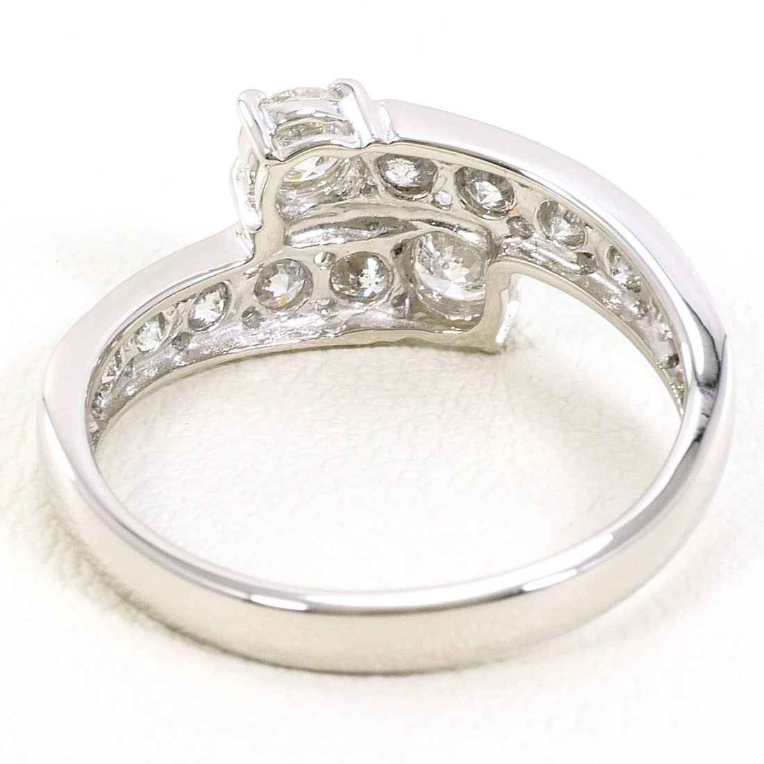 PT900 PLATINUM RING DIAMOND - 4