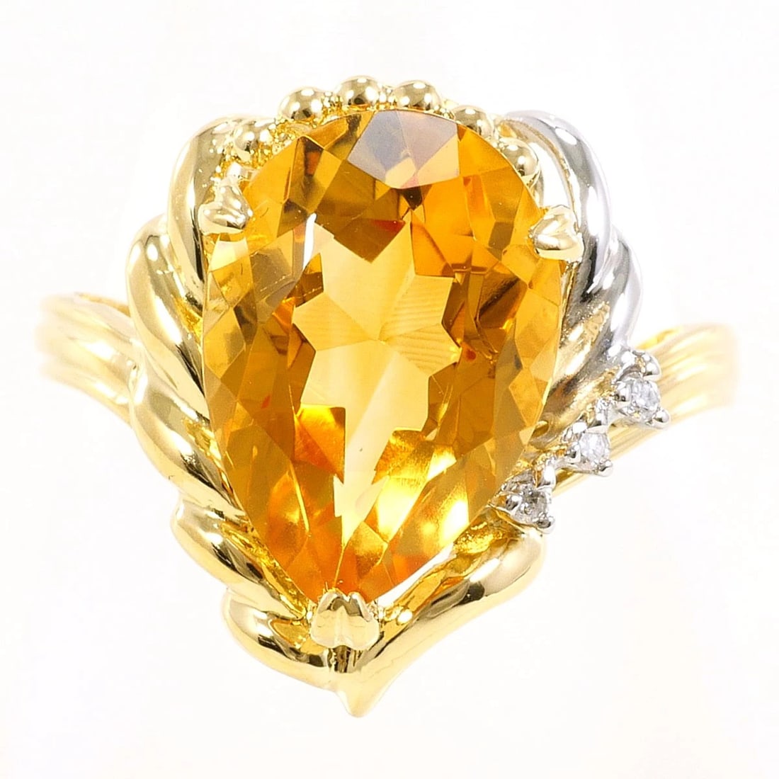 PT900 K18 RING CITRIN: PT900 K18 Ring Citrin Brand: No Brand Type/Style: Ring Material: PT900, Main Stone Citrine Color: None Size: US 7 Accessories: None Accessories Notice: When purchasing pre-owned goods, please refer
