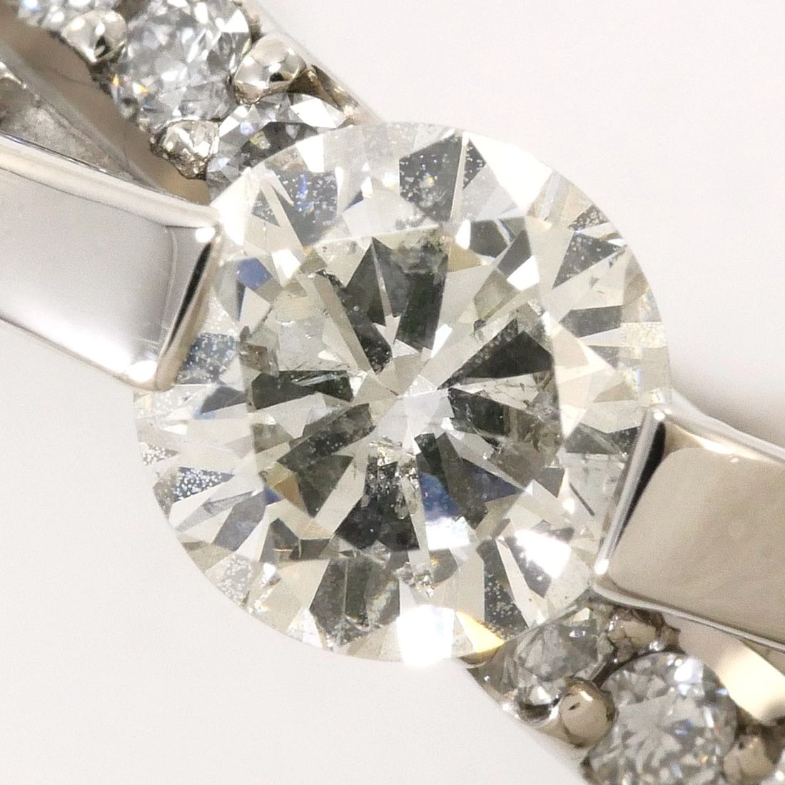 K18 GOLD RING DIAMOND - 2